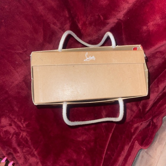 MADEMOI TOP CHRISTIAN LOUBOUTIN RED BOTTOMS - Picture 9 of 11